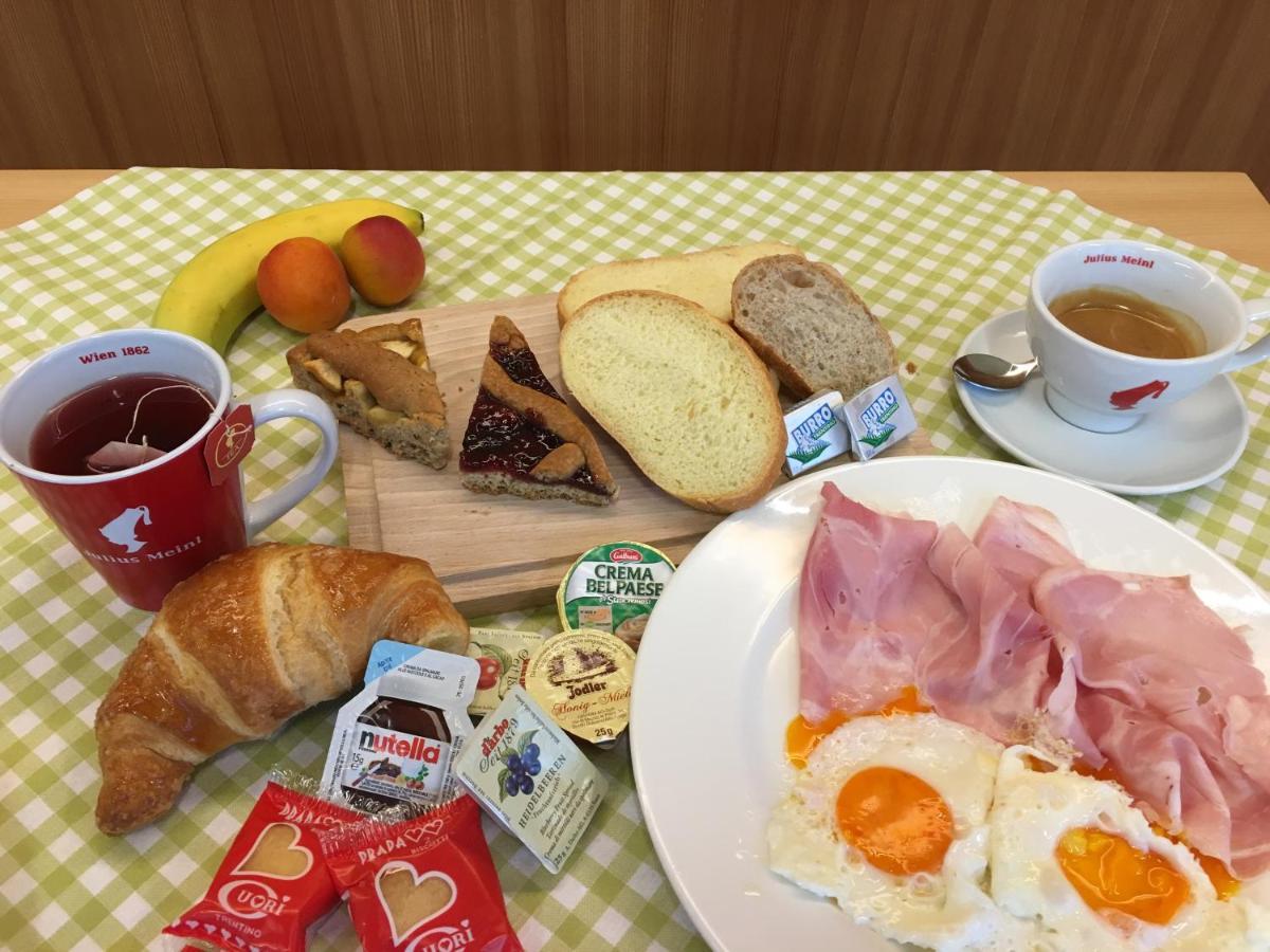 韦扎诺酒店 外观 照片